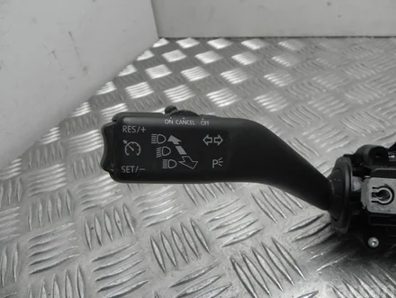 Volkswagen 1K5 953 521 F / 1K5953521F EOS (1F7, 1F8) 2010 Steering column multi-switch