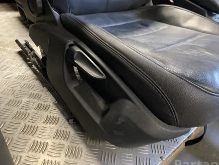 Volkswagen TOUAREG (7P5) 2013 Set siège Panneau de porte Accoudoir