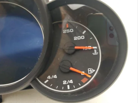 Porsche 7P5.920.900, 7P5.920.900.BE / 7P5920900, 7P5920900BE CAYENNE (92A) 2013 Dashboard (instrument cluster) mph Automatic Transmission
