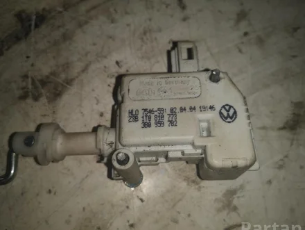 Volkswagen 7546-59 / 754659 TOURAN (1T1, 1T2) 2010 Verrouillage du bouchon du réservoir