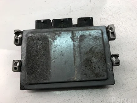 Ford AV21-12A650-BB; S180047018B / AV2112A650BB, S180047018B FIESTA VI 2011 Unité de contrôle moteur