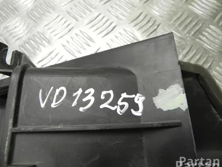 Tesla 1006384-00-C / 100638400C MODEL S 2015 Verkleidungsträger