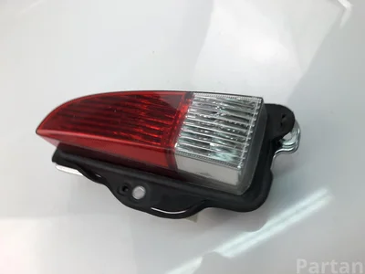 Hyundai ELANTRA (XD) 2005 Taillight