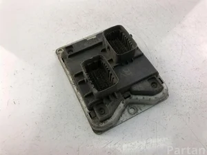 Opel 90532609; 0261204058 / 90532609, 0261204058 CORSA B (73_, 78_, 79_) 2000 Control unit for engine