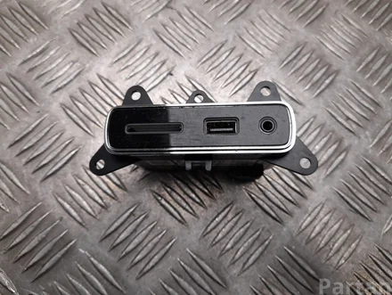 Dacia 68258696AA DUSTER 2012 Input device