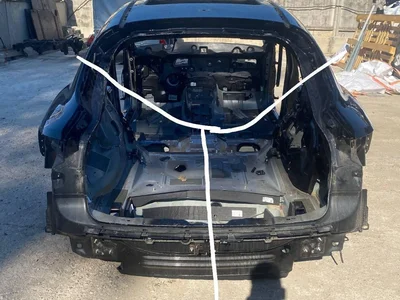 Maserati LEVANTE 2017 Body quarter Right Rear