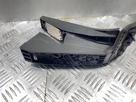 BMW 6860784 7 (F01, F02, F03, F04) 2014 Accelerator Pedal