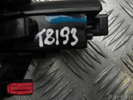 Toyota 2010DJ2910 C-HR (_X1_) 2019 Start-stop-switch