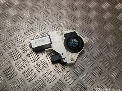 Tesla E73119-103, E66963-100 / E73119103, E66963100 Model Y 2022 Window lifter motor Right Rear
