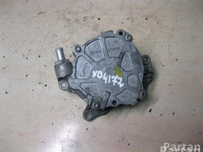Audi 03L 145 100 / 03L145100 A4 (8K2, B8) 2010 Unterdruckpumpe