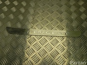 PEUGEOT 9680369580 5008 2011 Side member trim