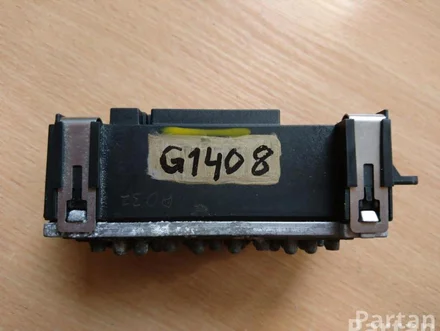 Audi 8K0 820 521 / 8K0820521 A4 (8K2, B8) 2008 Resistor