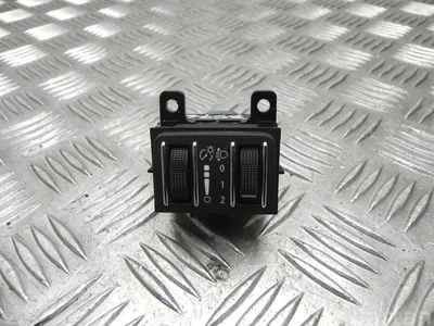 Maserati 670019921 GHIBLI (M157) 2020 Switch for beam length regulator