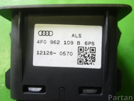 AUDI 4F0 962 109 B / 4F0962109B Q5 (8R) 2014 Button for deaktivation of anti theft system