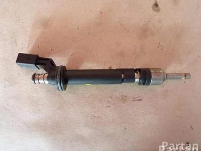 Volkswagen 03H 906 036 A / 03H906036A PASSAT (3C2) 2006 Inyector