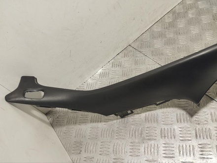 Aston Martin DB11 (AM5) 2019 Trim center console