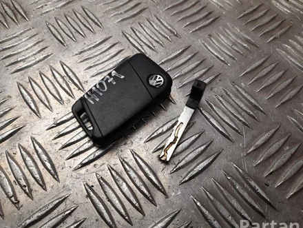 Volkswagen 3G0 959 752 K / 3G0959752K PASSAT (3G2) 2016 Key
