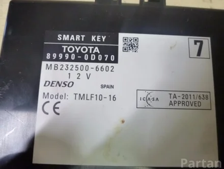 Toyota 89990-0D070 / 899900D070 YARIS (_P13_) 2014 Control unit for access and start authorisation (kessy)