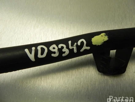 Volkswagen 04E 121 070 L / 04E121070L GOLF VII (5G1, BQ1, BE1, BE2) 2013 Pipe, coolant