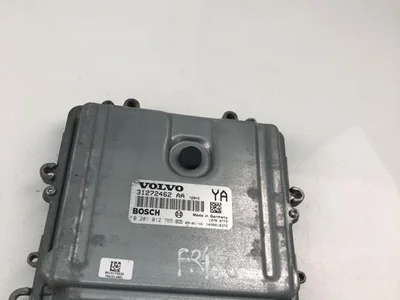 Volvo 31272462AA; 0281012765 / 31272462AA, 0281012765 XC70 II 2010 Control unit for engine