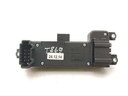 Audi 4L0959748 Q7 (4L) 2015 Switch for seat adjustment Right Front