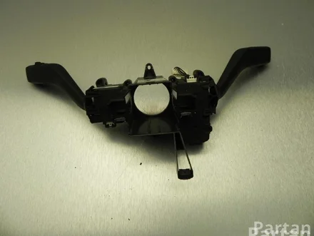 Volkswagen 3C5 953 501 BC, 3C5 953 502 A / 3C5953501BC, 3C5953502A JETTA IV (162, 163) 2014 Steering column multi-switch