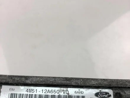 Ford 4M51-12A650-VD / 4M5112A650VD C-MAX (DM2) 2009 Control unit for engine