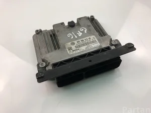 Seat 045906013AB; 0281015433 / 045906013AB, 0281015433 IBIZA IV (6J5, 6P1) 2011 Valdymo blokas variklio