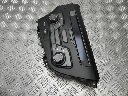 Kia 97250-4U401 / 972504U401 OPTIMA 2012 Automatic air conditioning control