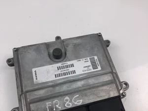 Volvo P30743102 S40 II (MS) 2005 Control unit for engine