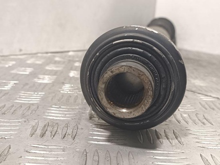 PORSCHE 7P0521101L CAYENNE (92A) 2012 Propshaft