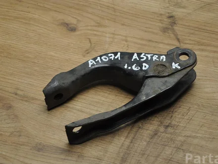 Opel 13364120 ASTRA K 2017 Bracket Lower