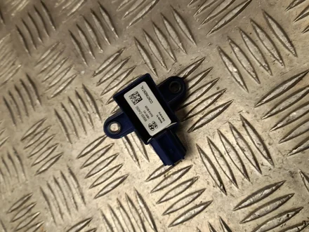 Kia 95920-D4050 / 95920D4050 OPTIMA Sportswagon 2017 Impact Crash Sensor