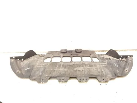 Maserati 670001748 GHIBLI (M157) 2017 Engine under tray