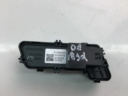 Volvo 31489631 V60 2013 Memory switch for seat adjustment