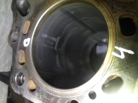 Kia D4CB SORENTO I (JC) 2010 Engine Block