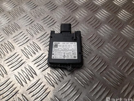 Škoda 2Q0 907 686 D / 2Q0907686D Octavia Mk4 2021 Radarsensor