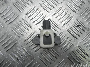Audi 4F0 955 557 B / 4F0955557B A6 (4F2, C6) 2008 Czujnik poduszek powietrznych