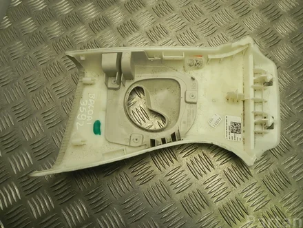 Jaguar J9D3-24396-ACDLKP, J9D3-24396-A, J9D3-24396-B / J9D324396ACDLKP, J9D324396A, J9D324396B I-PACE 2018 Lining, pillar b Upper right side