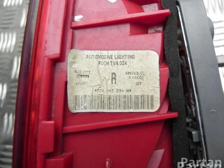 Volkswagen 5C6 945 094 A, 5C6 945 260 A / 5C6945094A, 5C6945260A JETTA IV (162, 163) 2013 Taillight Right