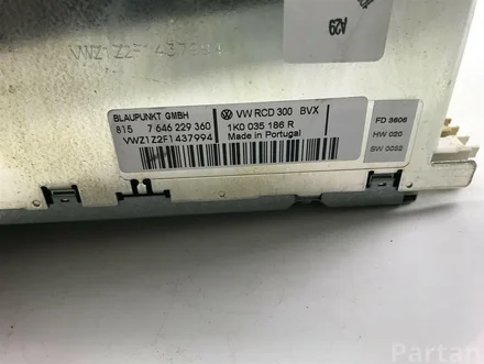 Volkswagen 1K0035186R PASSAT (3C2) 2010 Radio / CD