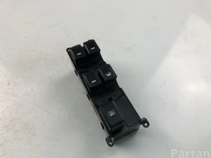 Kia 93570-1U / 935701U SORENTO II (XM) 2012 Bouton de lève-vitre