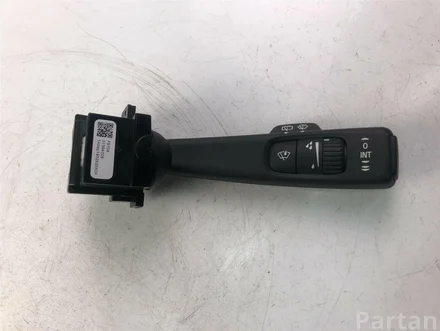 Volvo  31394008 / 31394008 XC60 2013 Unidad de brazos de columnas de dirección/ interruptores