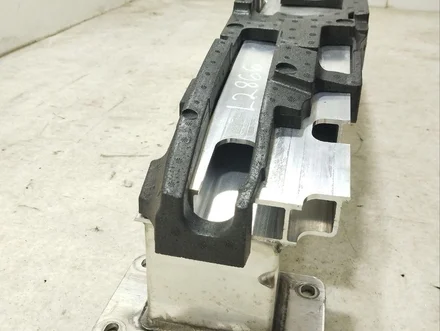 Porsche 9J1803184C Taycan 4S 2022 Bumper reinforcement Rear