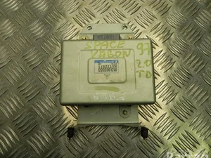 Mitsubishi MD303553, K8T72971 SPACE WAGON (N3_W, N4_W) 1997 Unidad de control del motor