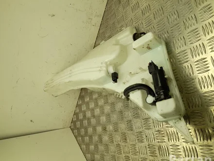 Audi LK72-17B613-B / LK7217B613B A6 (C8/4K) (2018 - ) 2019 Washer Fluid Tank