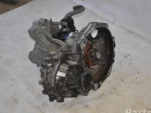 Škoda QXA SUPERB III Estate (3V5) 2015 Manual Transmission 6 Speed