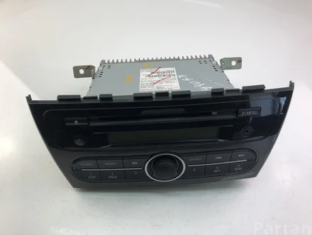 Mitsubishi 8701A538 MIRAGE / SPACE STAR Наклонная задняя часть (A0_A) 2013 Компакт диск-радио