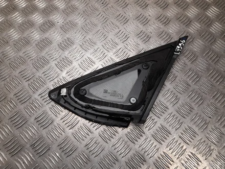 Ford USA LJ8B-R297B01-BC / LJ8BR297B01BC Mustang Mach-E 2022 Door window fixed Left Rear