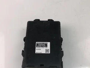 Toyota 89535-12011 / 8953512011 AURIS (_E18_) 2016 Getriebesteuergerät